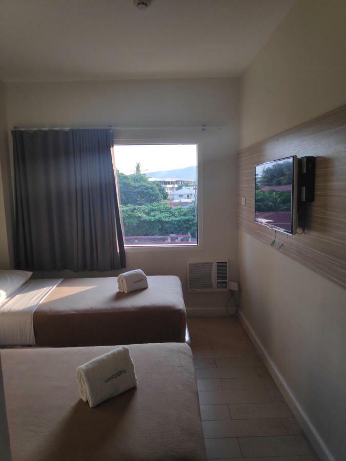 Westpoint Hotel Cebu Zewnętrze zdjęcie